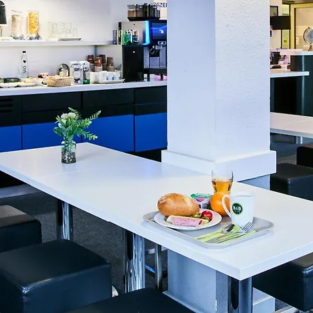 Hannover-laatzen Hotel 2*