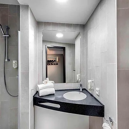 Hannover-laatzen Hotel 3*
